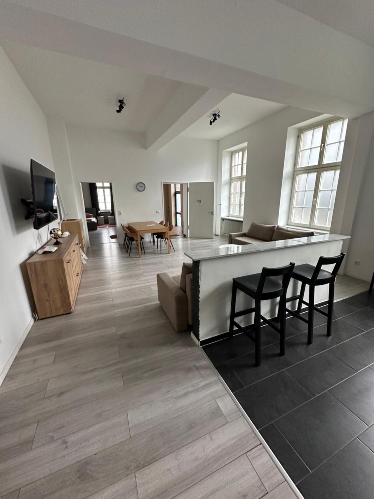 Viersen Schoene Apartments Am Duelkener Bahnhof Экстерьер фото